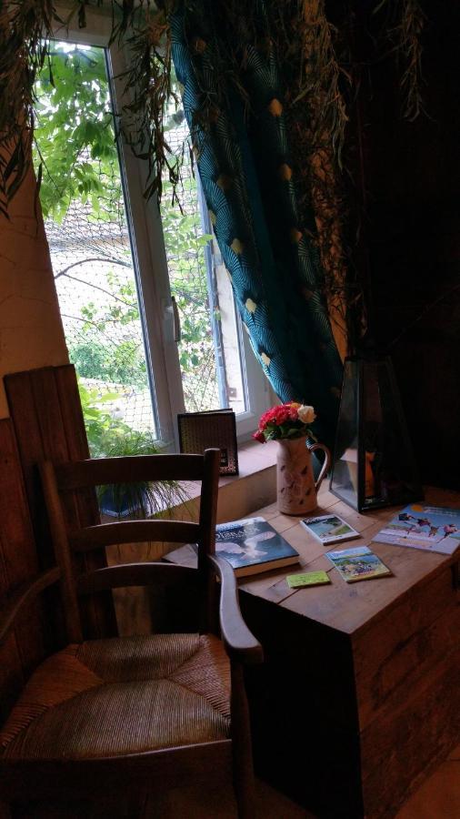 Bed and Breakfast Basse-Cour De Montin Au 256 Chemin De La Rocaille A 38510 Vezeronce Curtin Morestel Экстерьер фото